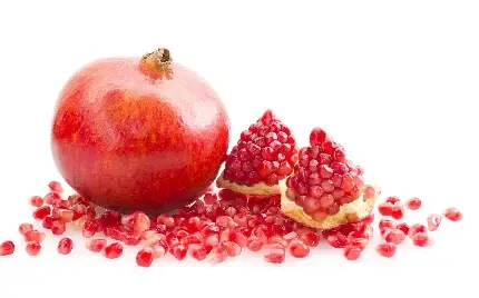  عکس انار قاچ شده برای بکگراند آیفون