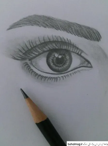 نقاشی چشم ساده با مداد