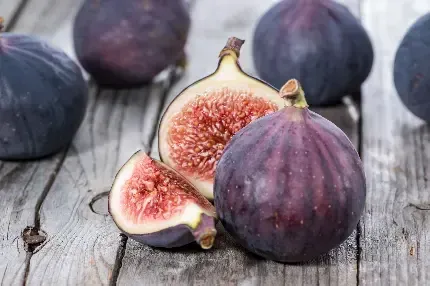 عکس انجیر سیاه تازه با کیفیت بالا