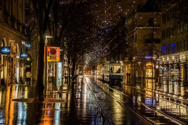  عکس تصویر زمینه جاده بارانی برای دسکتاپ