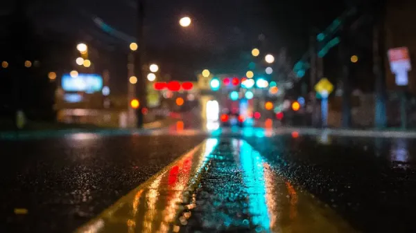  عکس تصویر زمینه جاده بارانی برای دسکتاپ