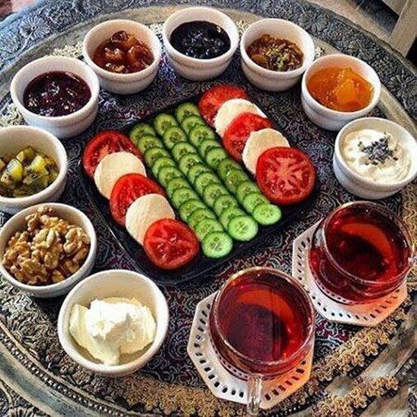 عکس صبحانه شیک برای مهمان