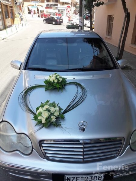  عکس گل ارایی ماشین عروس ساده و شیک