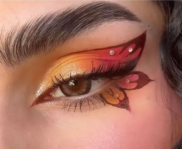  عکس مدل سایه چشم دخترانه فانتزی