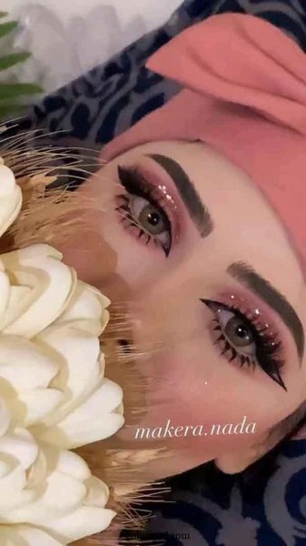 مدل سایه چشم عربی