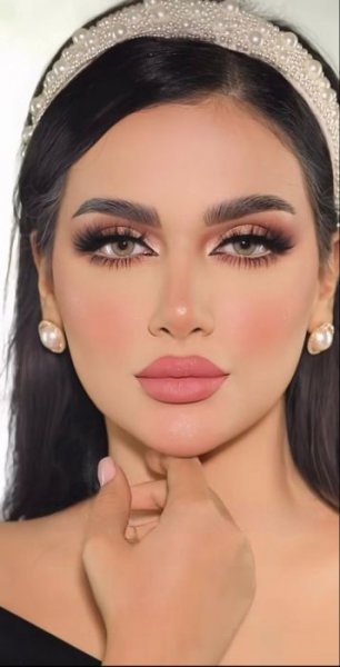 مدل آرایش چشم عربی ساده