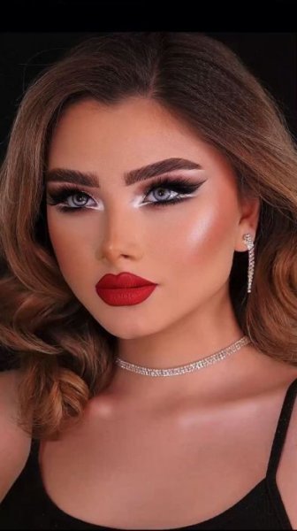 مدل آرایش چشم عربی ساده