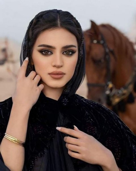 مدل آرایش چشم عربی ساده