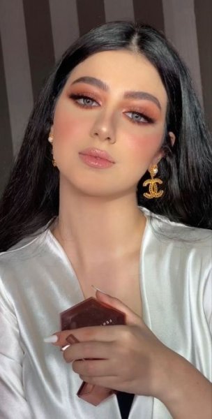 مدل آرایش چشم عربی ساده