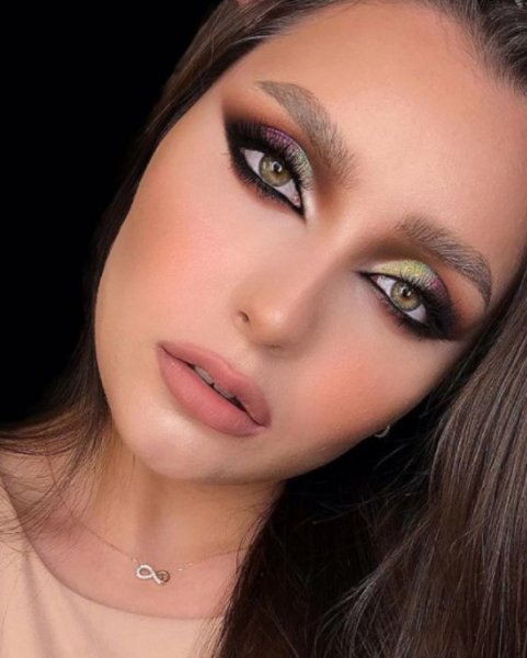 مدل آرایش چشم عربی ساده