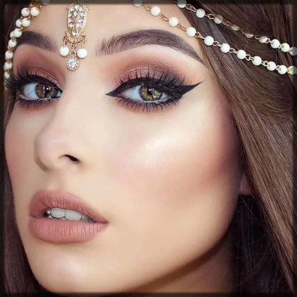 مدل آرایش چشم عربی ساده