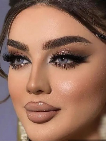 مدل آرایش چشم عربی ساده