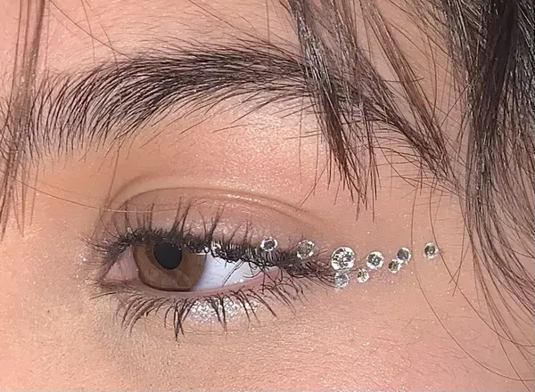 مدل سایه چشم نگین دار جدید