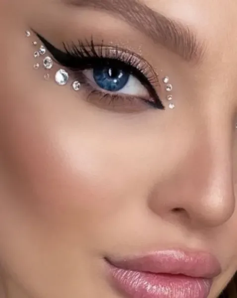 مدل سایه چشم نگین دار جدید