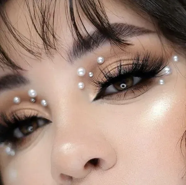 مدل سایه چشم نگین دار جدید