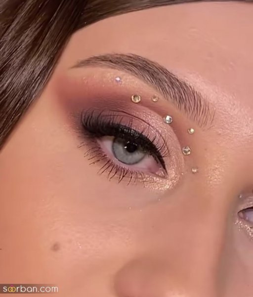 عکس نگین زیر چشم