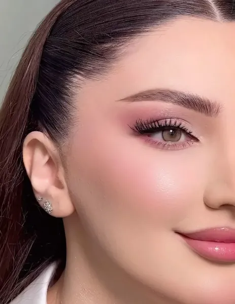  آرایش لایت اروپایی دخترانه جدید