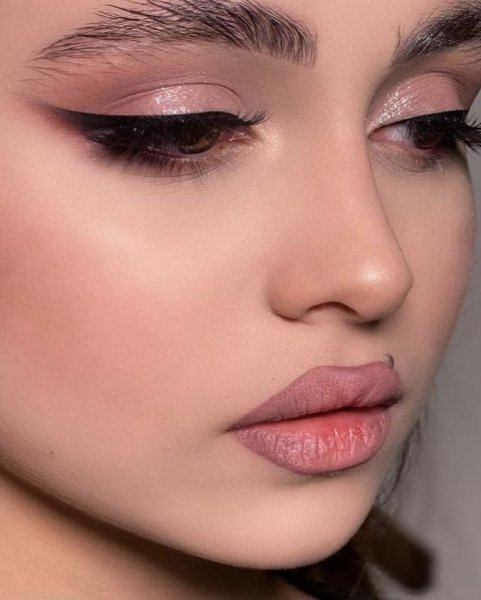  عکس آرایش صورت دخترانه ساده 15 سال