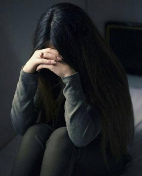 تصویر پروفایل دخترانه جذاب و لاکچری