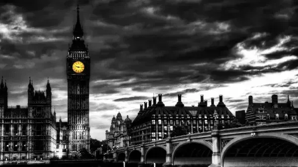  عکس هنری سیاه و سفید برای والپیپر گوشی
