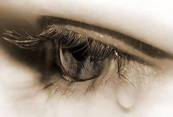  عکس نقاشی چشم اشکی دختر برای پروفایل