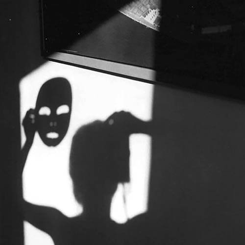  عکس پروفایل دخترونه لاکچری سیاه سفید