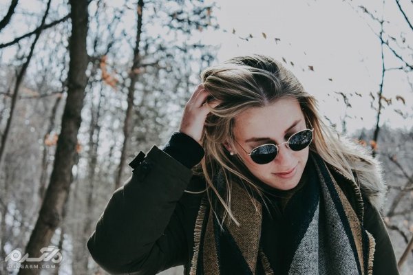  عکس دختر جذاب با عینک دودی