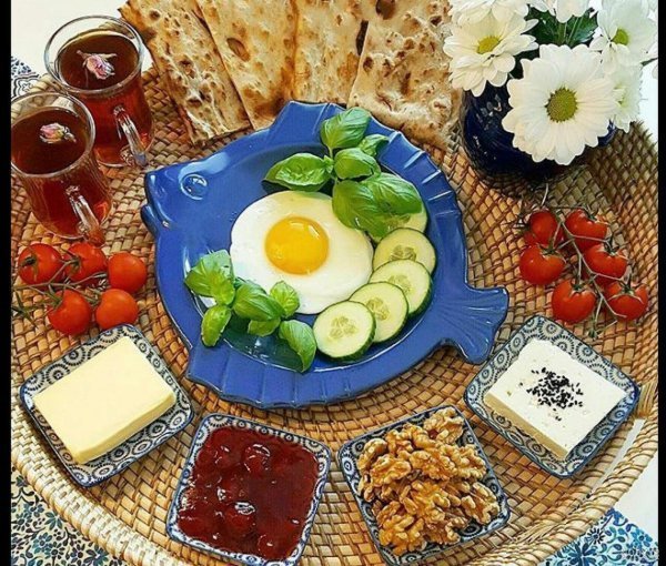  عکس استوری صبحانه خوردن در طبیعت خفن