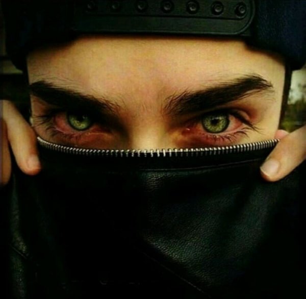 عکس پروفایل پسرانه مغرور