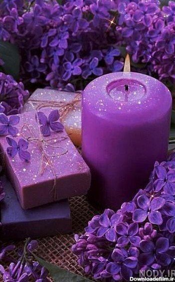 پس زمینه بنفش روشن
