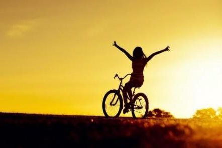عکس نوشته دخترونه شاد برای استوری