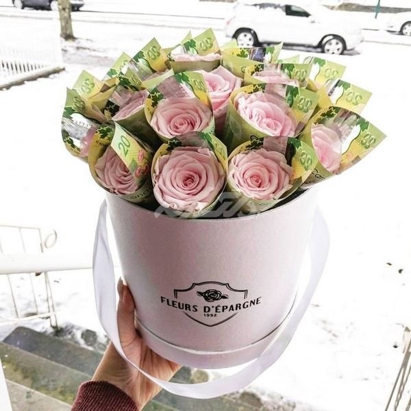  عکس دسته گل با پول برای کادو