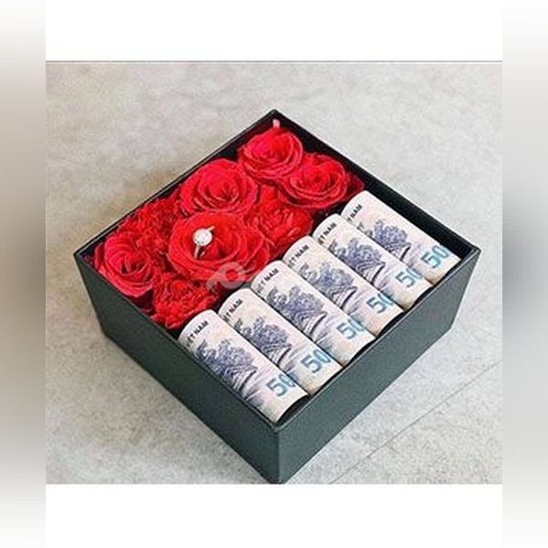  عکس دسته گل با پول برای کادو