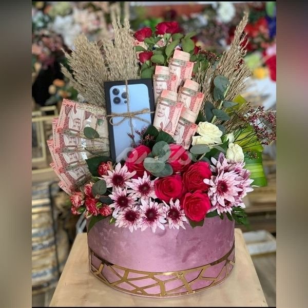  عکس دسته گل با پول برای کادو